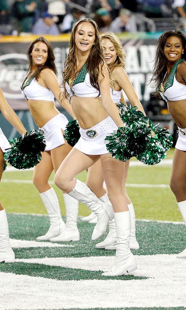 Former Jets cheerleader sues team with claims of low pay